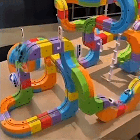 Magnetic Track Adventure Set